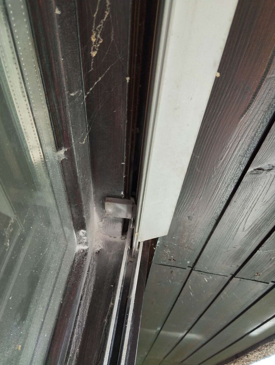 Bee nest at the house remove