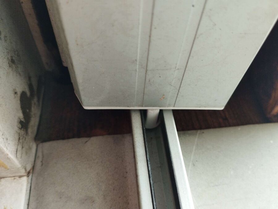 Bee nest at the house remove