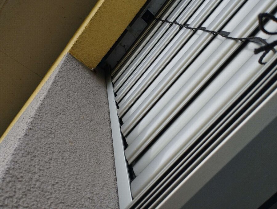 Bee nest at the house remove