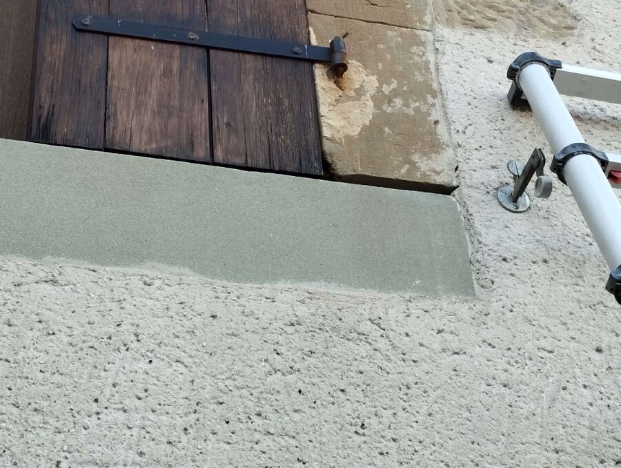 Bee nest at the house remove