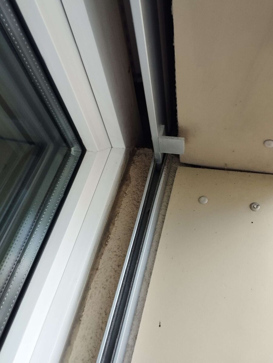 Bee nest at the house remove